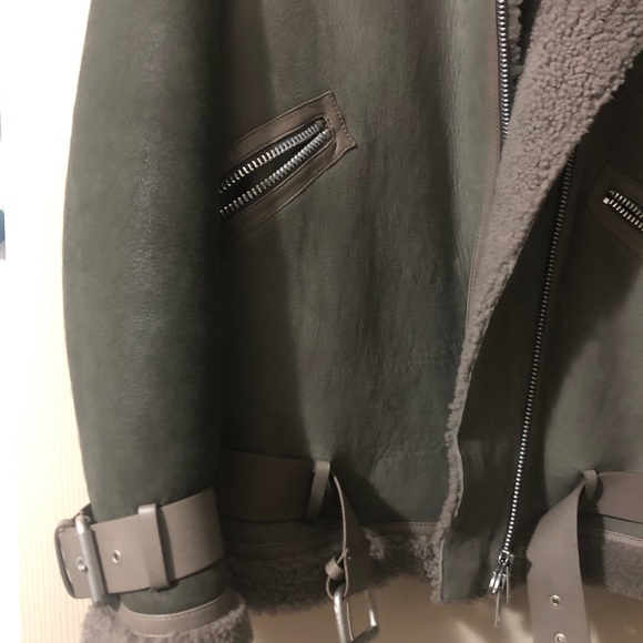 ALLSAINTS HAWLEY OVERSIZED SHEARLING JACKET - Picture 4 of 8